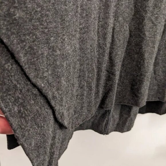 Kit and Ace | Burrow Brushed Cashmere Blend Turtleneck In Grey - Picture 8 of 12